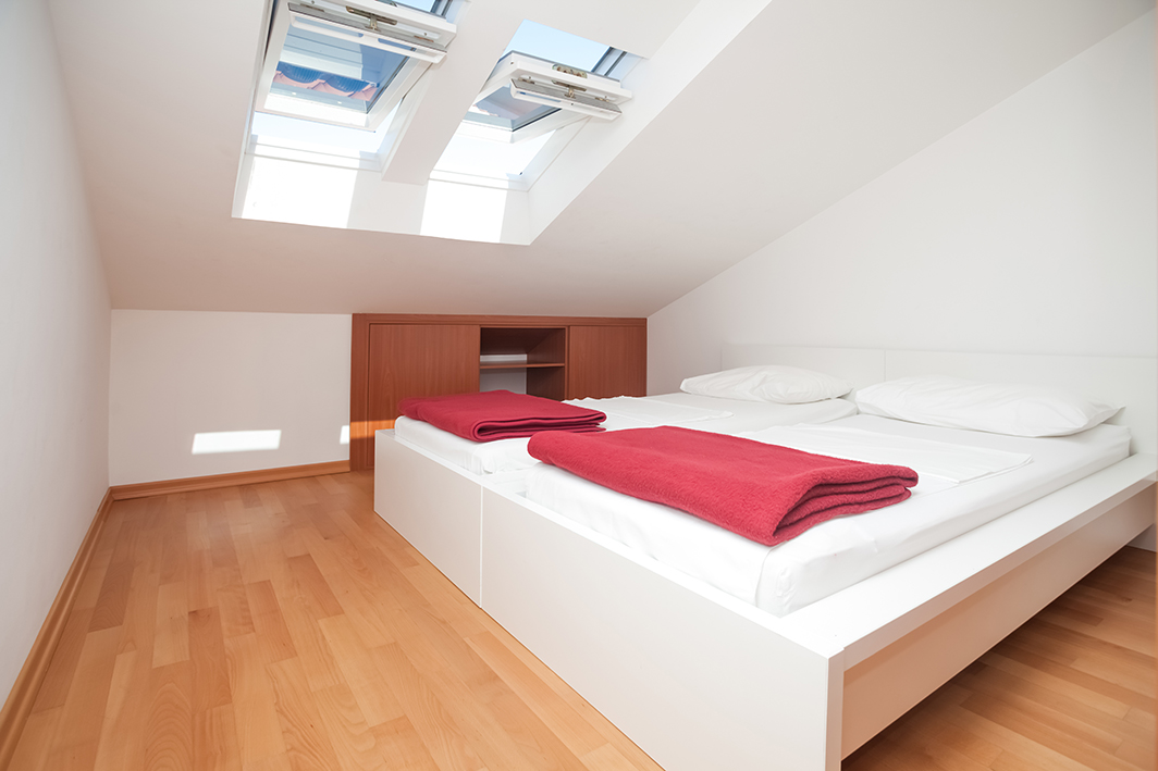 Modern bedroom